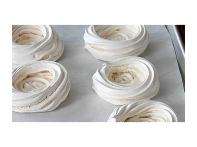 απλώς... μαρέγκες recipe