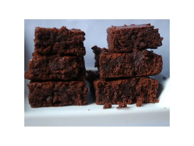 Κλασικό μπράουνι με κουβερτούρα recipe