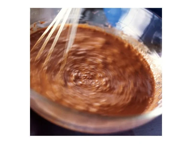 κρέμα ζαχαροπλαστικής με σοκολάτα recipe