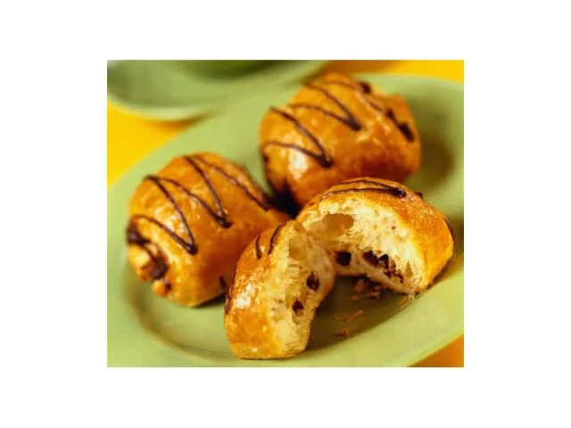 κρουασάν με σοκολάτΕΣ recipe