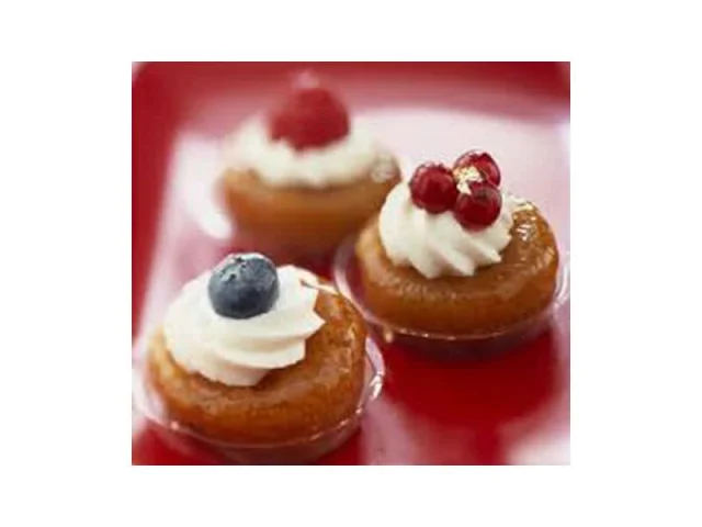 μπαμπάς (σαβαρέν) με ρούμι recipe