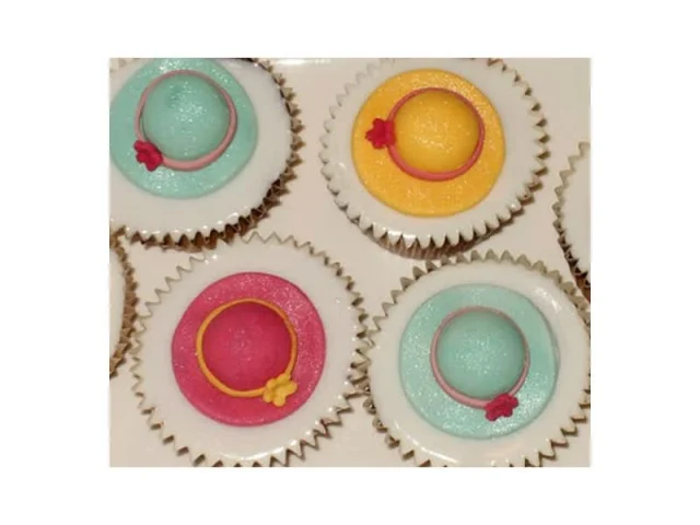 λευκό γλάσο σατινέ recipe