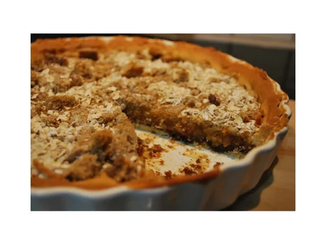 τάρτα μελάσα-βρώμη (κουάκερ) recipe