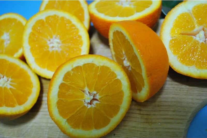 Κέικ με γλάσο πορτοκάλι