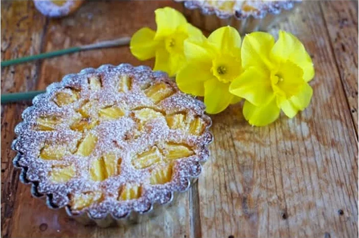 Τάρτα ανανά