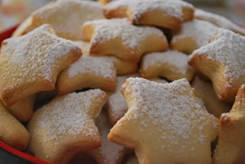 Χιονισμένα Μπισκότα Λεμονιού και Βουτύρου