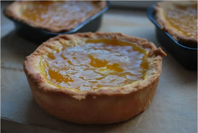 ζουμερο-τάρτα λεμόνι (lemon tart)