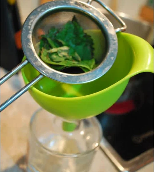 γλυκιά σως για φρουτοσαλάτα (salad dressing)