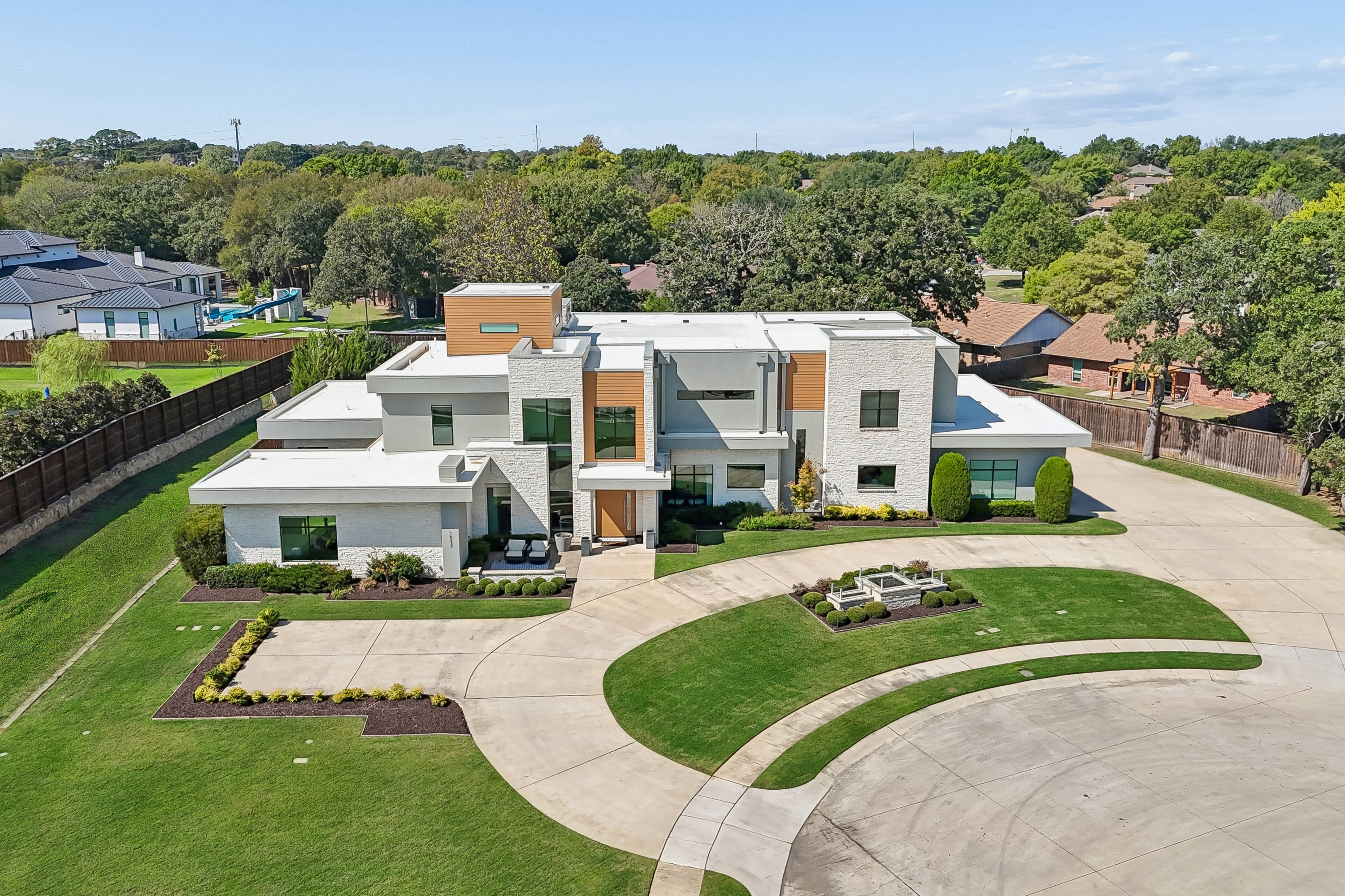 1032 Hatch Court, Southlake, TX 76092, listed by The Hershenberg Group