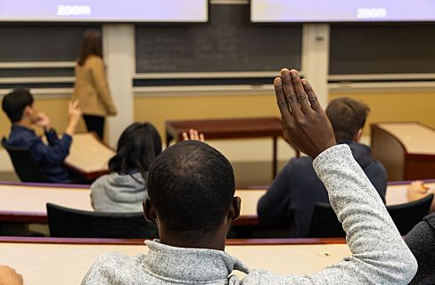 students-class_gQrHXjeY