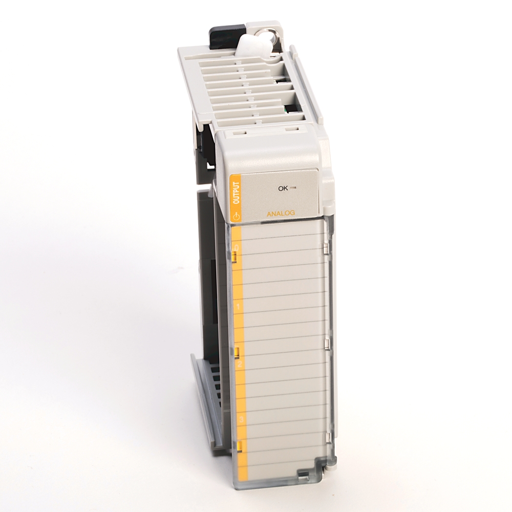 Allen-Bradley 1769-OF8V | McNaughton-McKay Allen-Bradley 1769-OF8V | McNaughton-McKay