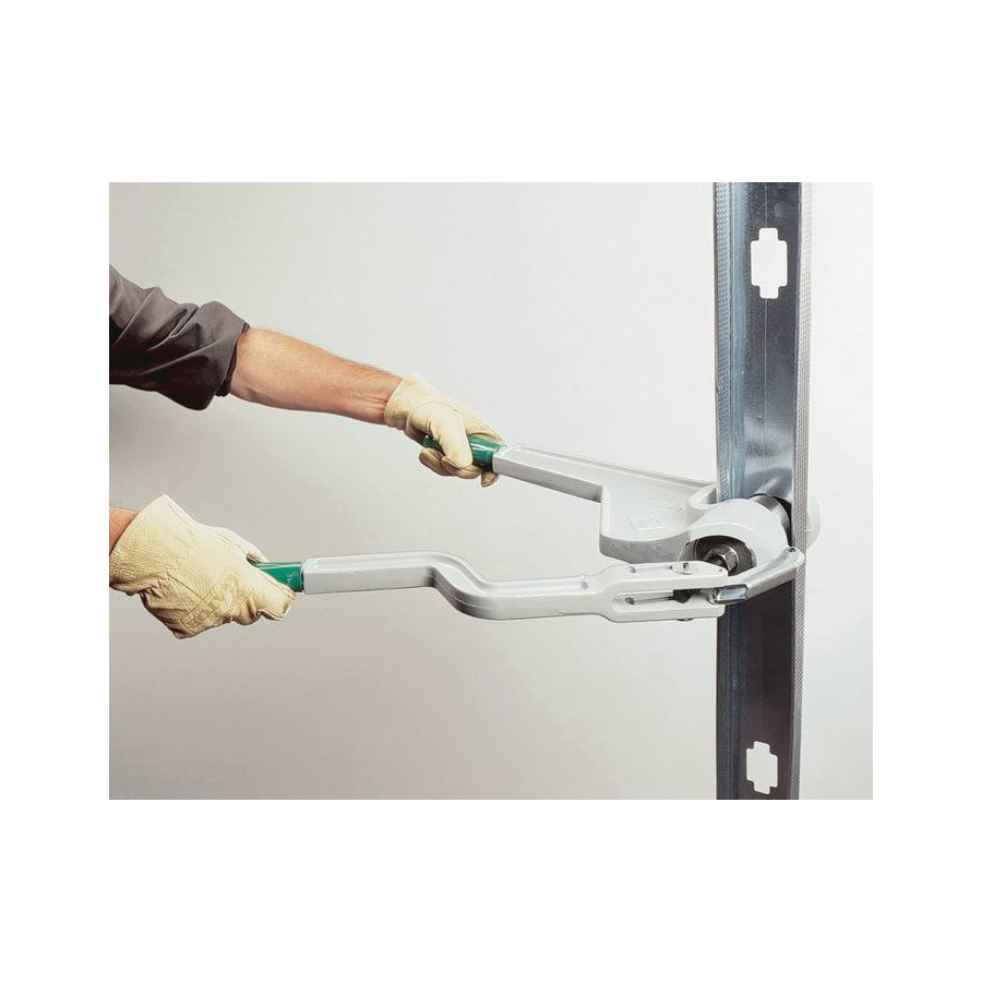 Greenlee® 713 | The Reynolds Company