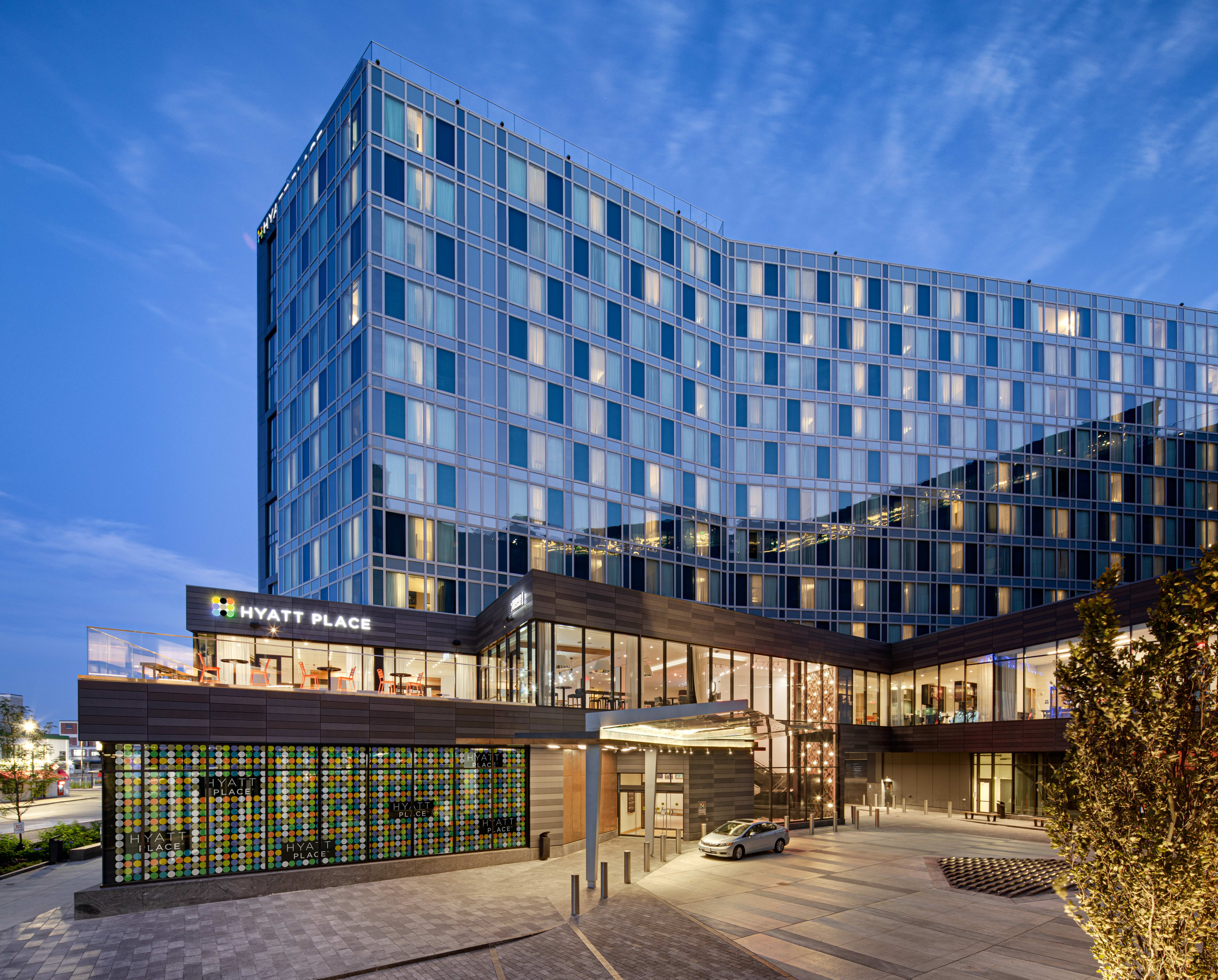 Hyatt Place Boston Seaport District