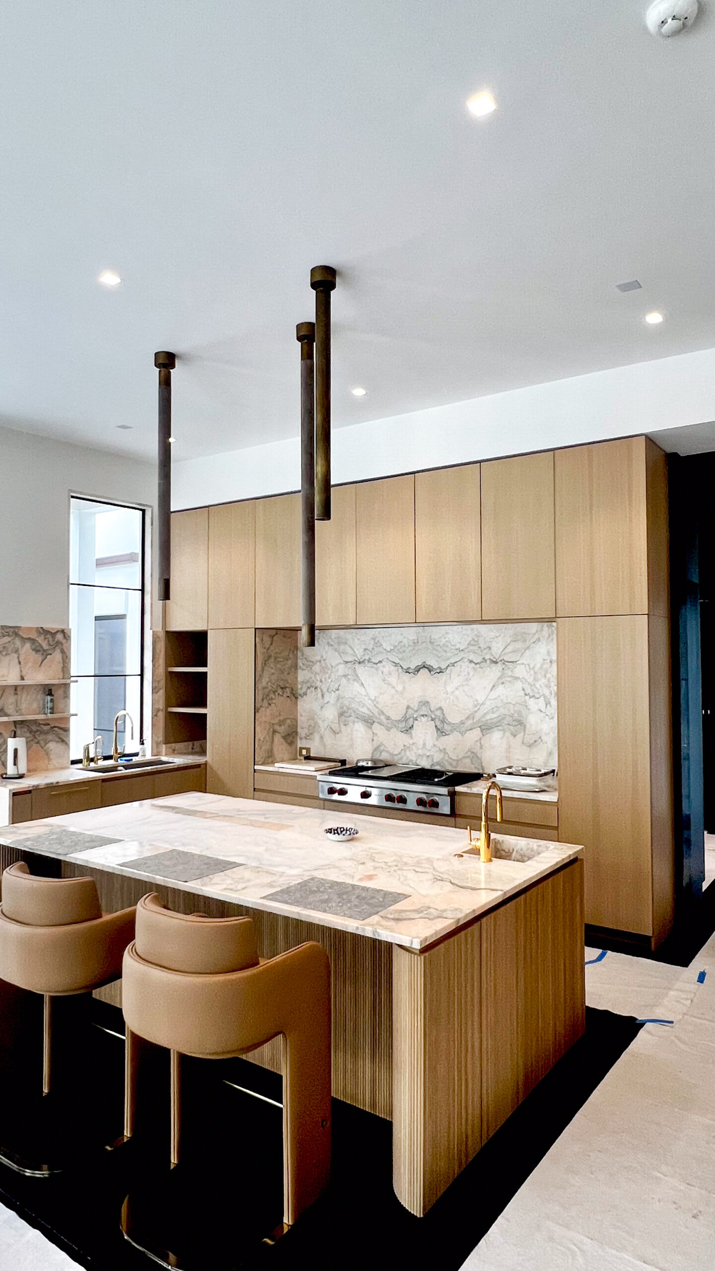 Reeded Kitchen Island with White Oak Cabinets and Marble Counters — MDM ...