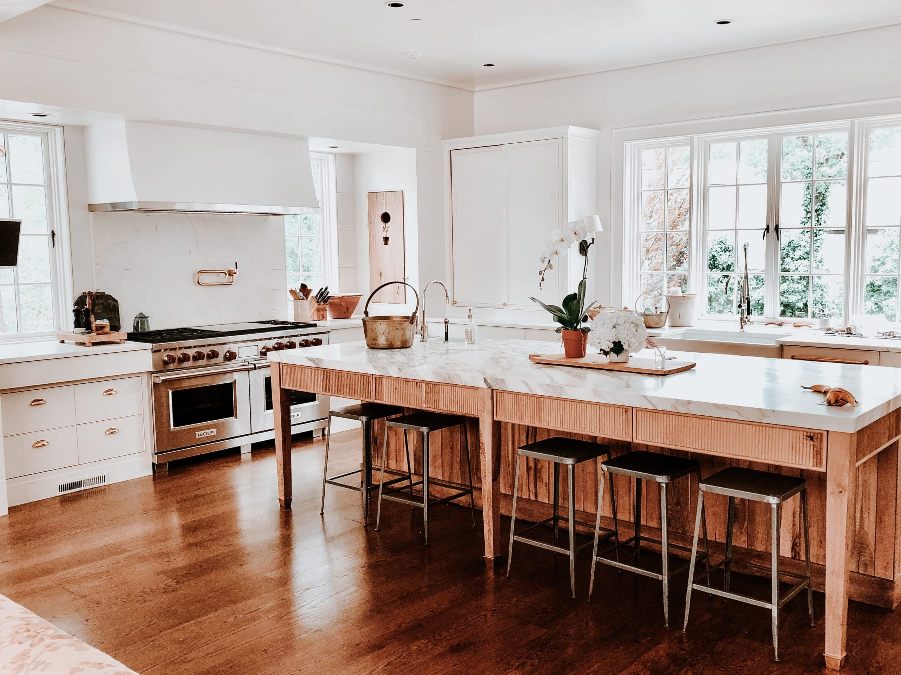White Oak Island in White Kitchen — MDM Design Studio | MDM Design Studio