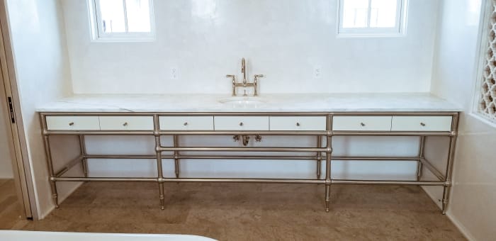 Golden Alys Beach Master Vanity