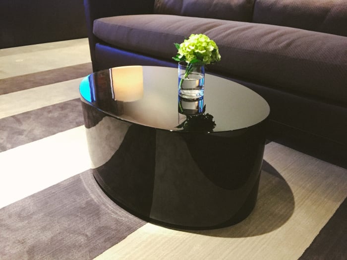 High Gloss Oval Side Table