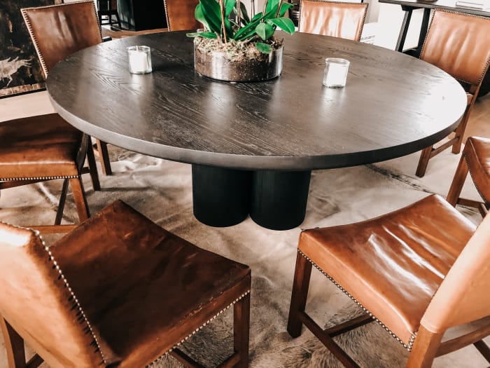 Circular Dining Table
