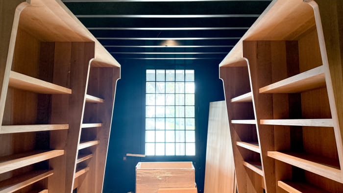 Symmetry Walk-In Closet System