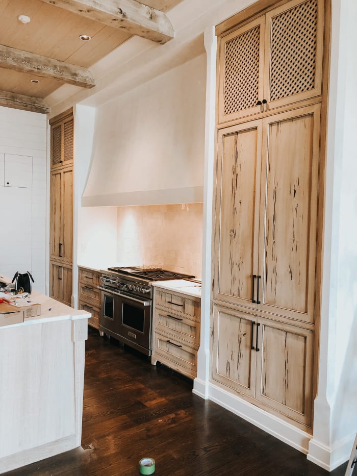 Pecky Cypress and Oak Kitchen