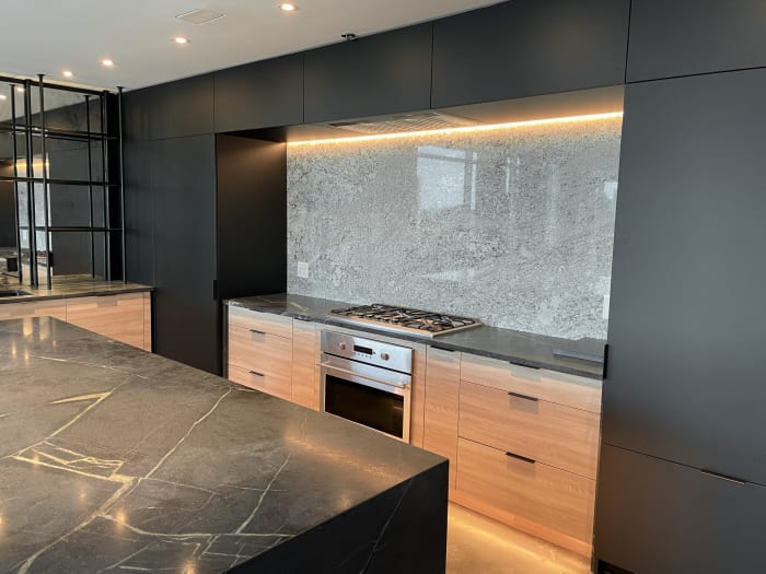 Sleek, Modern Kitchen
