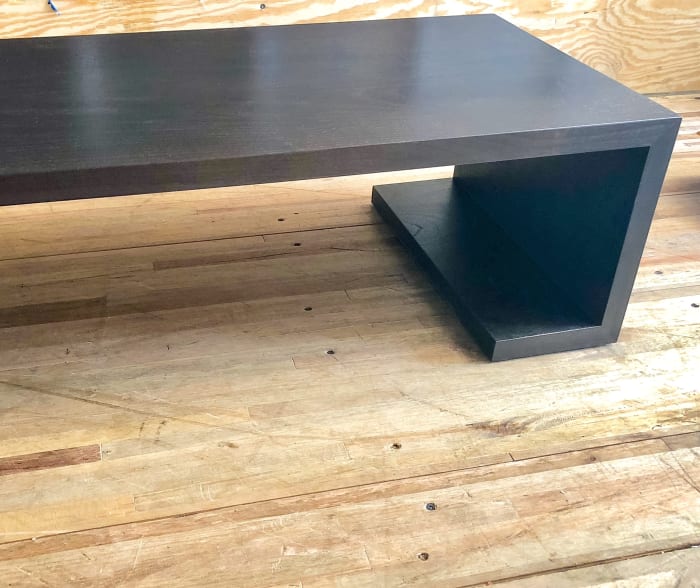 Coffee Table with L-Shaped legs