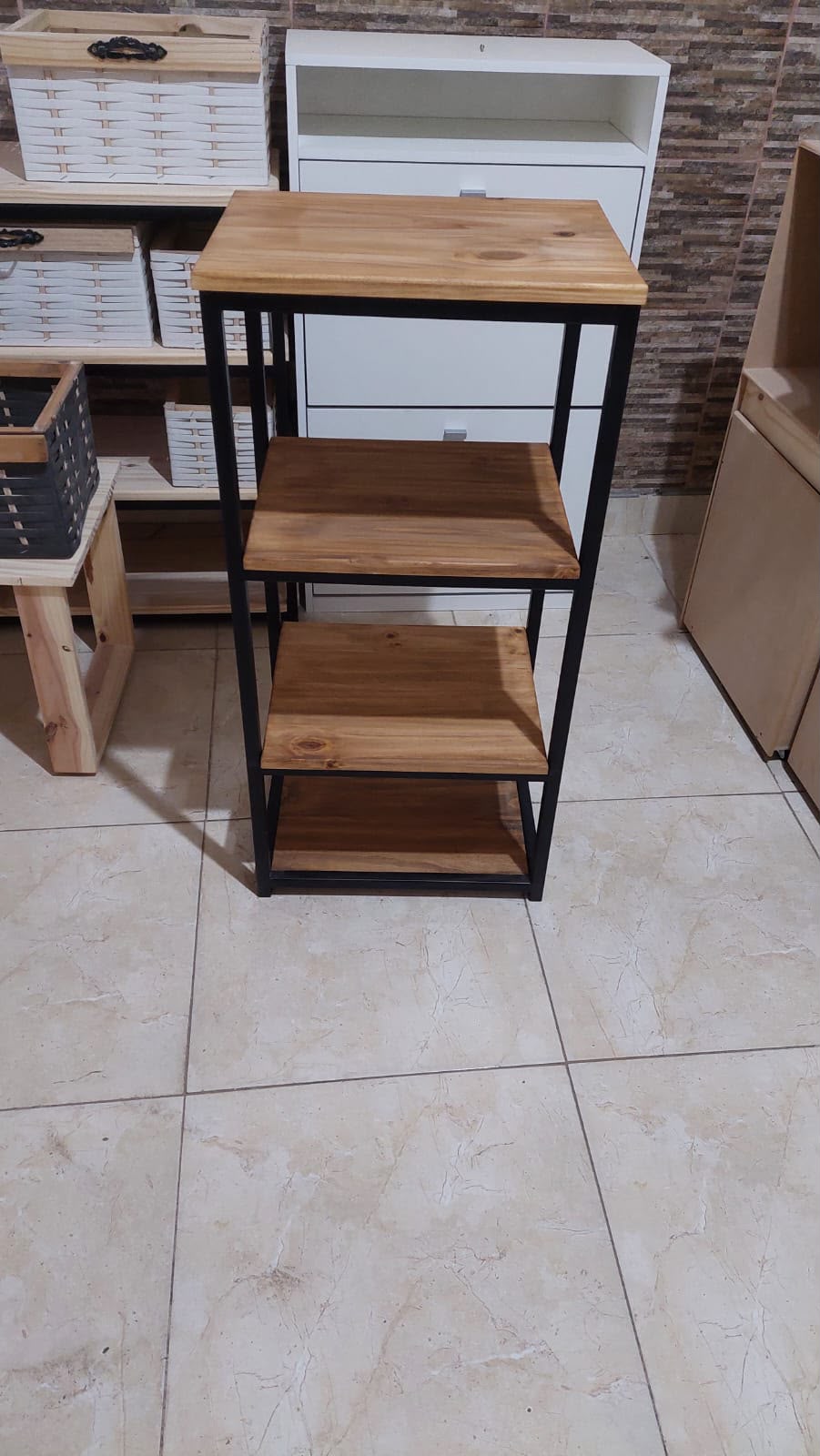 MUEBLE AUXILIAR 2