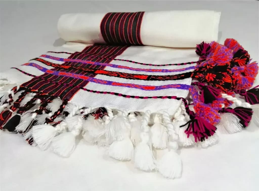 Karbi shawl in Red & white, handwoven Karbi karbi shawl