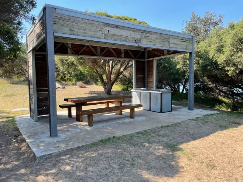 POINT LONSDALE FORESHORE BBQ Area