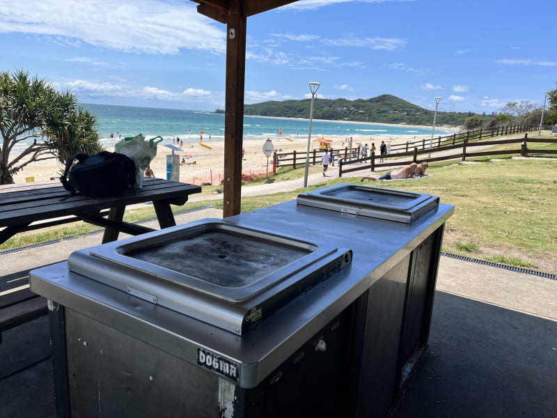 MAIN BEACH BBQ Area