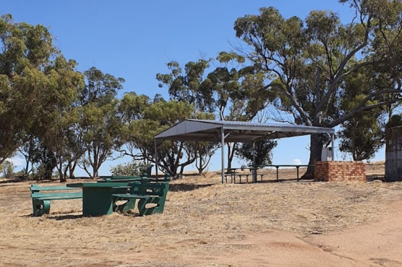 LAKE NORRING BBQ Area