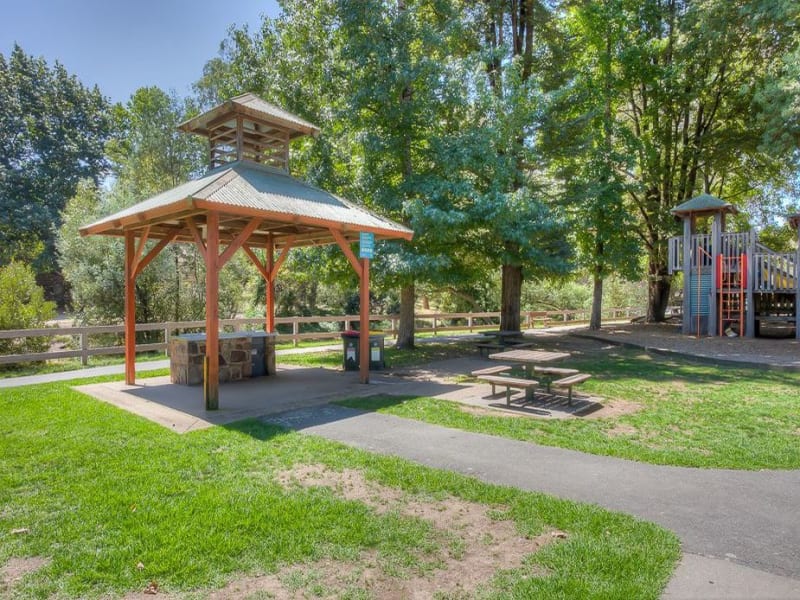 HOWITT PARK BBQ Area