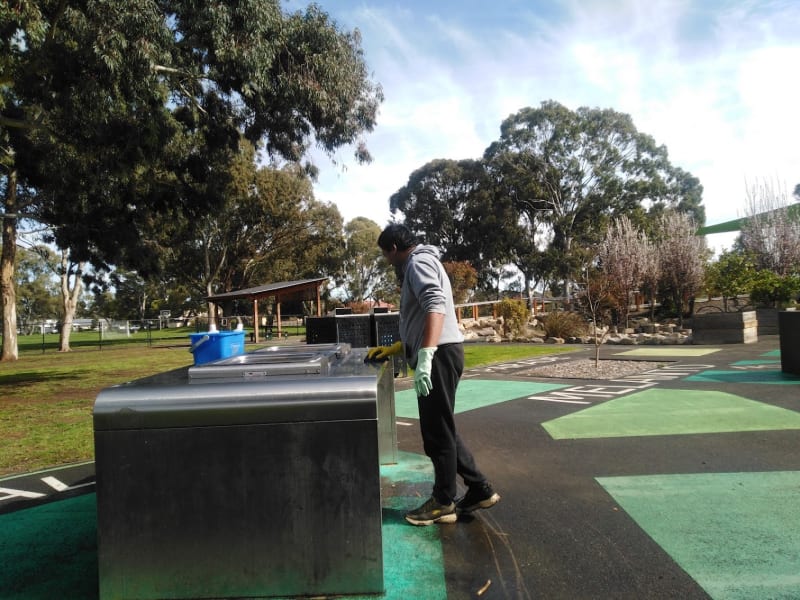 HENDRIE STREET RESERVE BBQ Area