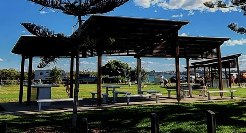 CLEVELAND POINT RECREATION RESERVE BBQ Area