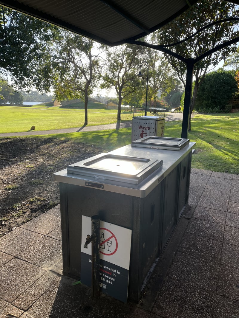 VICTORIA GARDENS BBQ Area