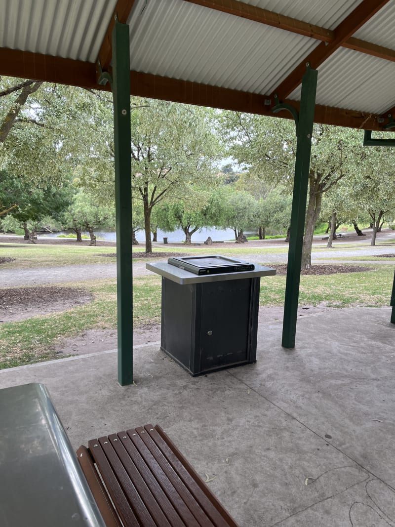 THE NOOK BBQ Area