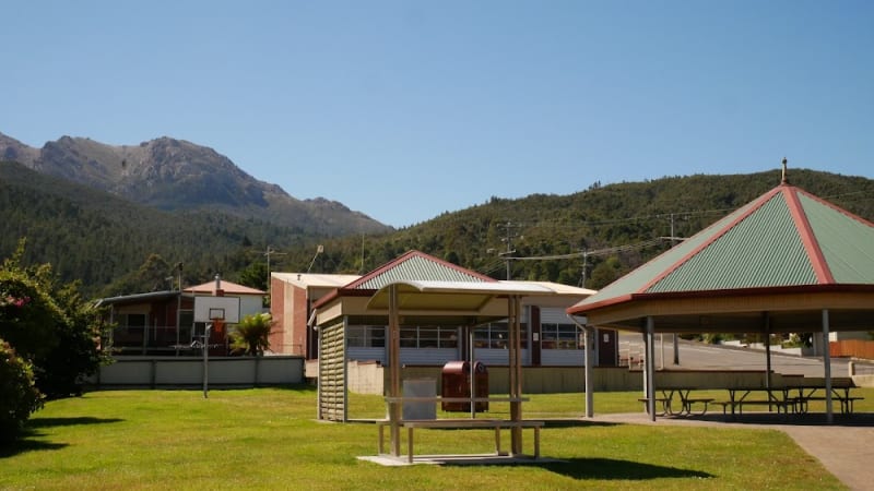 HEADLEY FALLS PARK BBQ Area