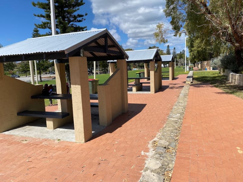 COOGEE BEACH BBQ Area