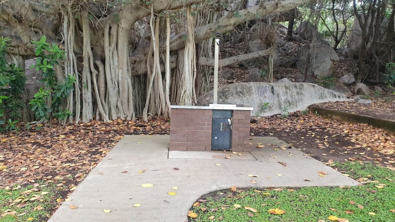 ALMA BAY PARK BBQ Area