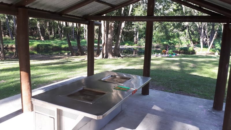 TALLEBUDGERA CREEK BEND RESERVES BBQ Area