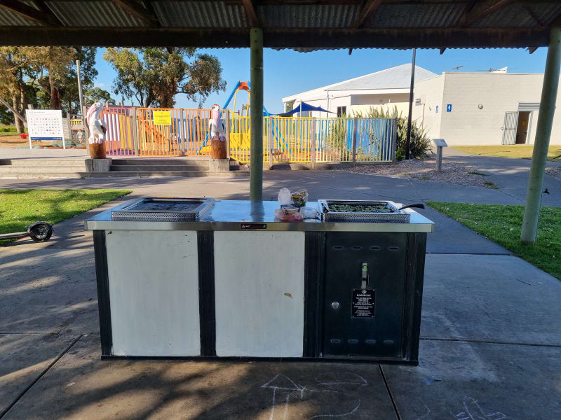 FRED SMITH RESERVE BBQ Area