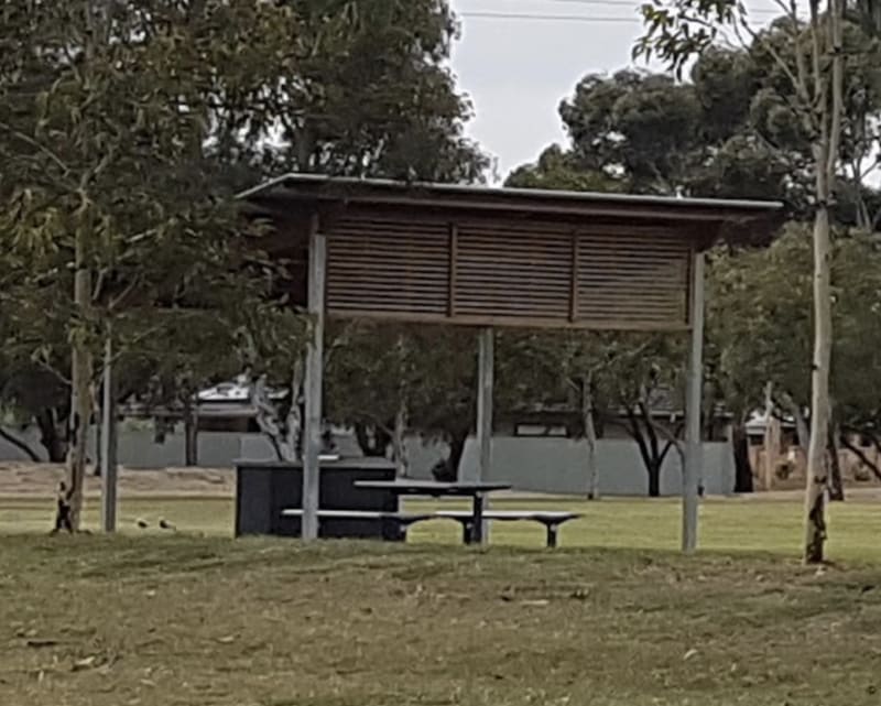 MENKENS RESERVE BBQ Area