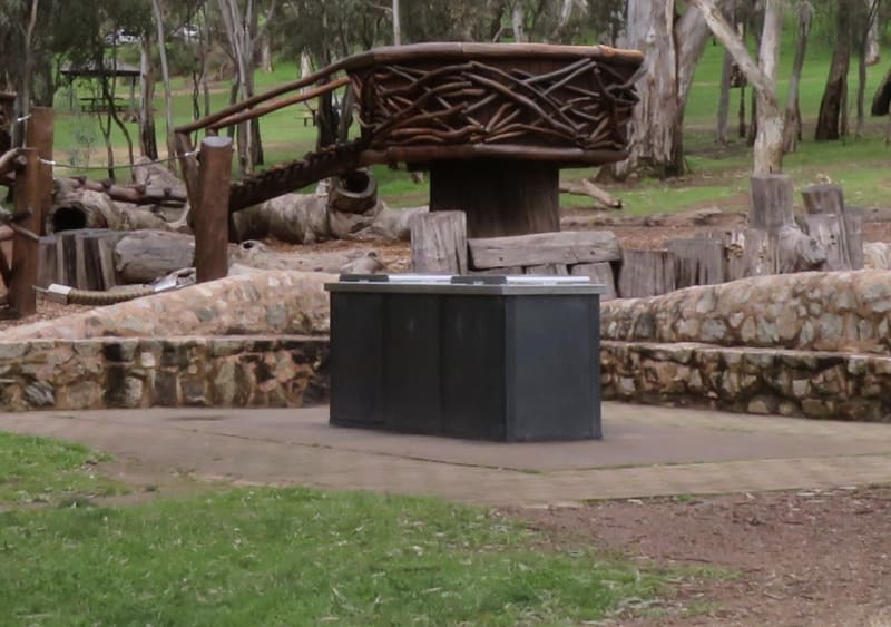 MORIALTA MUKANTHI NATURE PLAY SPACE BBQ Area