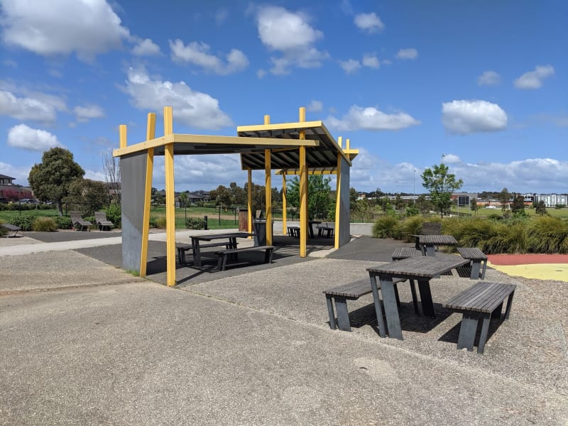 TRUEMAN RESERVE PLAYGROUND BBQ Area