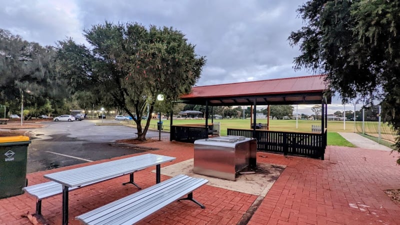 HENLEY & GRANGE MEMORIAL OVAL BBQ Area