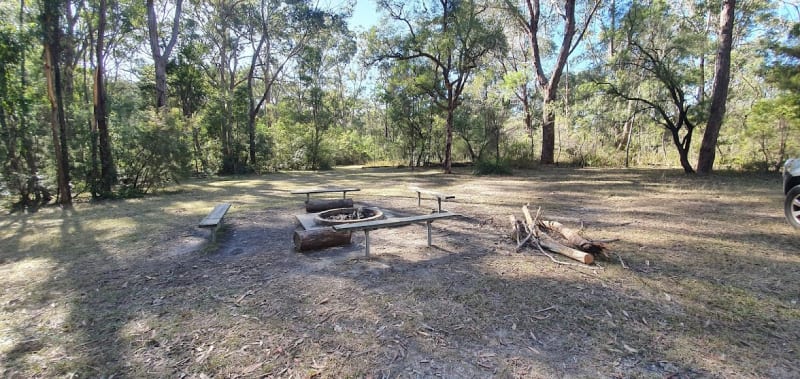 TEN MILE HOLLOW CAMPGROUND BBQ Area