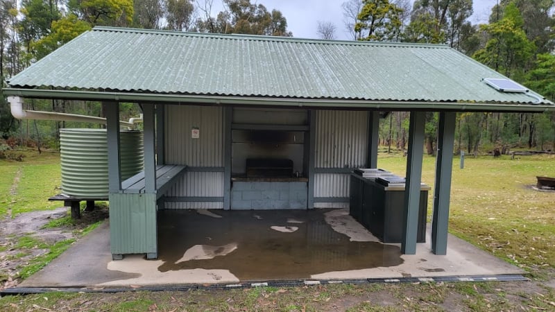 MOGO CAMPGROUND BBQ Area