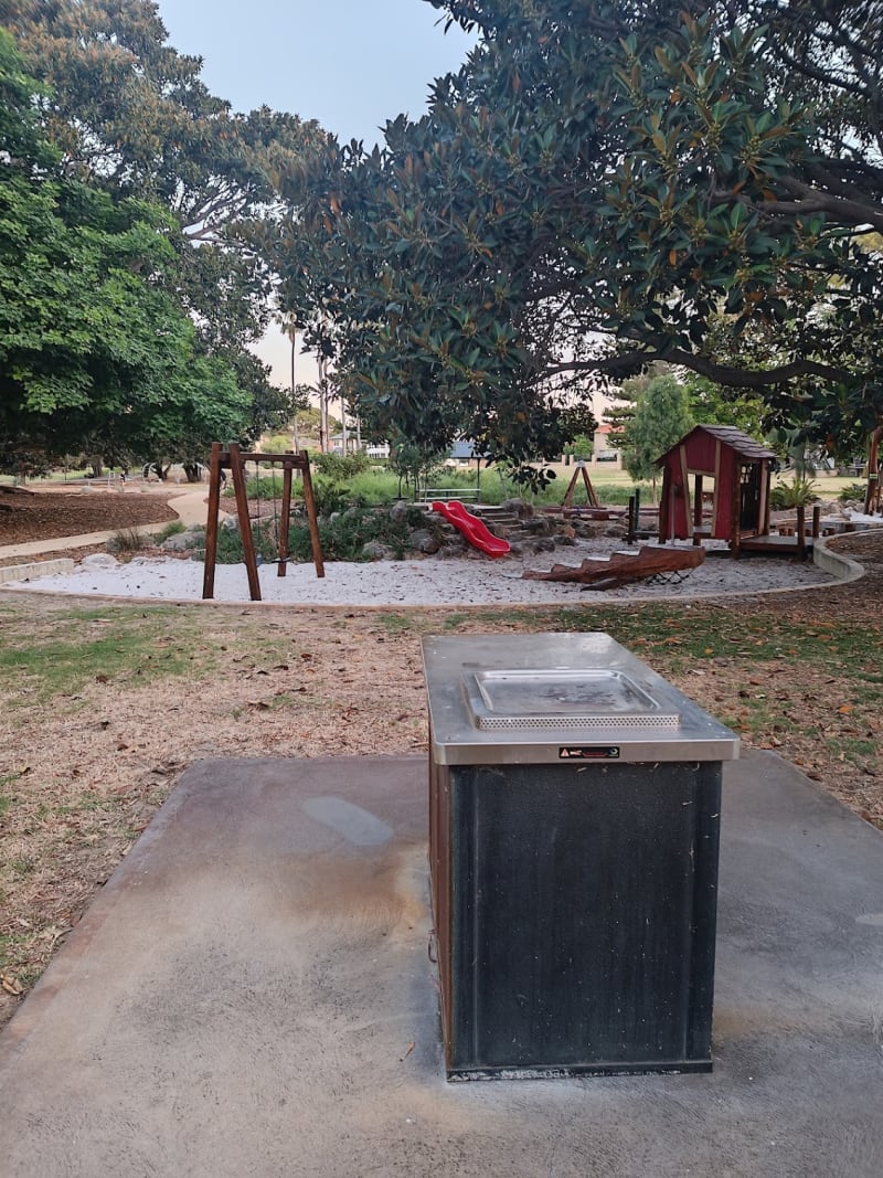 LAKE CLAREMONT NATURE PLAYGROUND BBQ Area