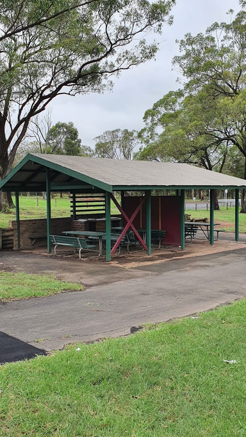 FLINDERS SLOPES BBQ Area