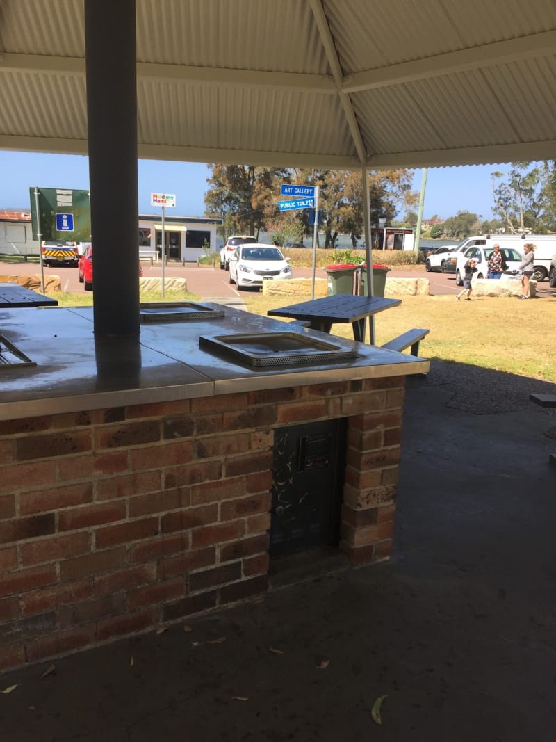 WALLARAH POINT PEACE PARK BBQ Area